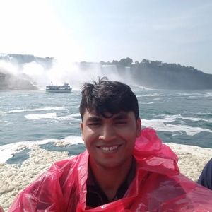 Meet your Posher, Noor